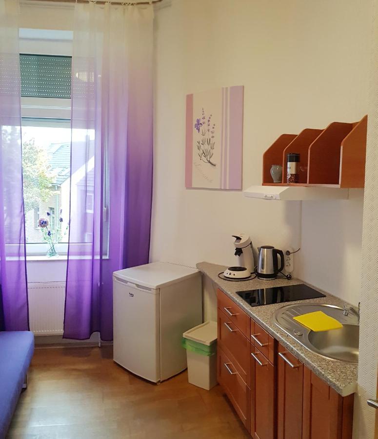 Elena Flat Lavendel Zentrum
