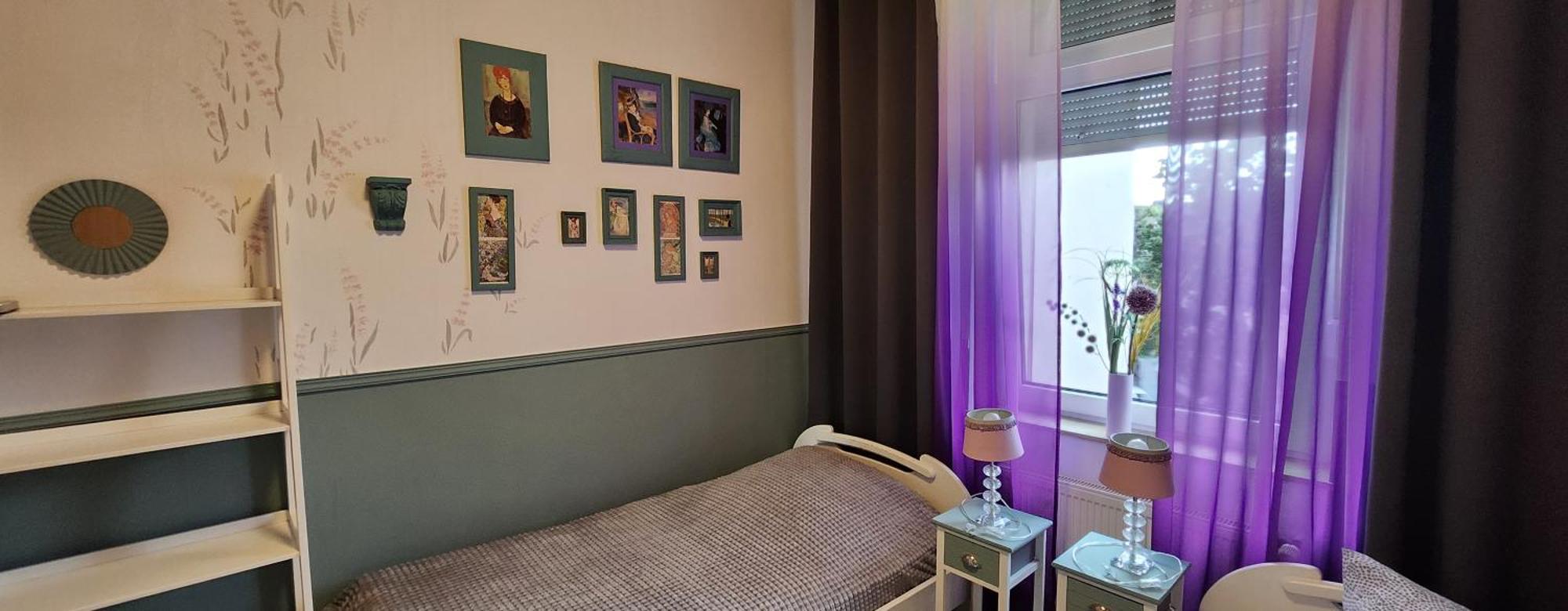 Elena Flat Lavendel Zentrum *